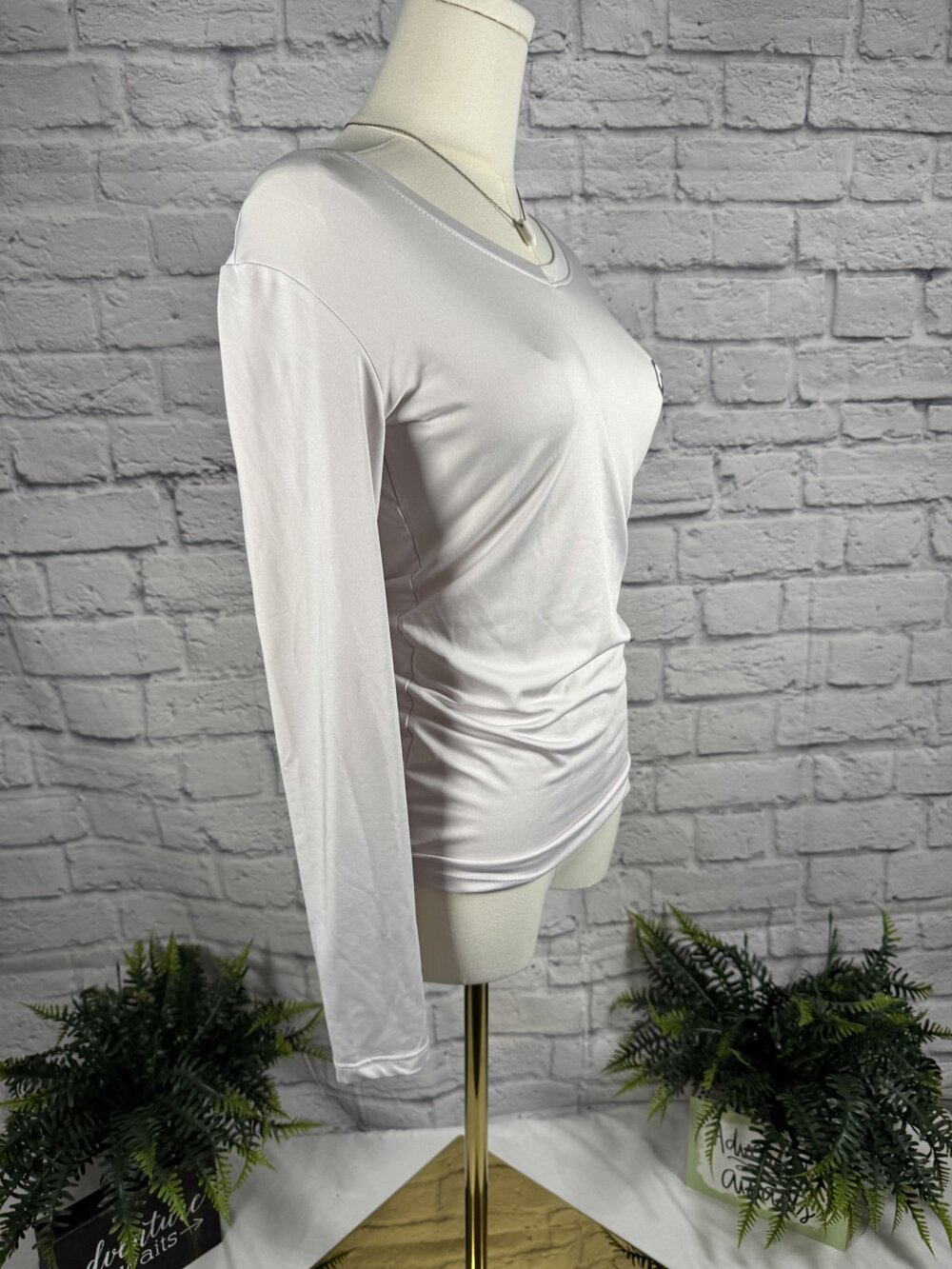 White Long Sleeve Athletic Top S Slim Fit Quick Dry Workout Running Tee